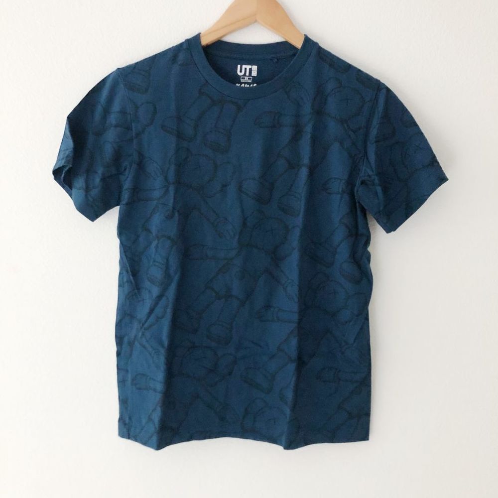 Uniqlo Kaws Blue Graphic Tee Size Extra Small